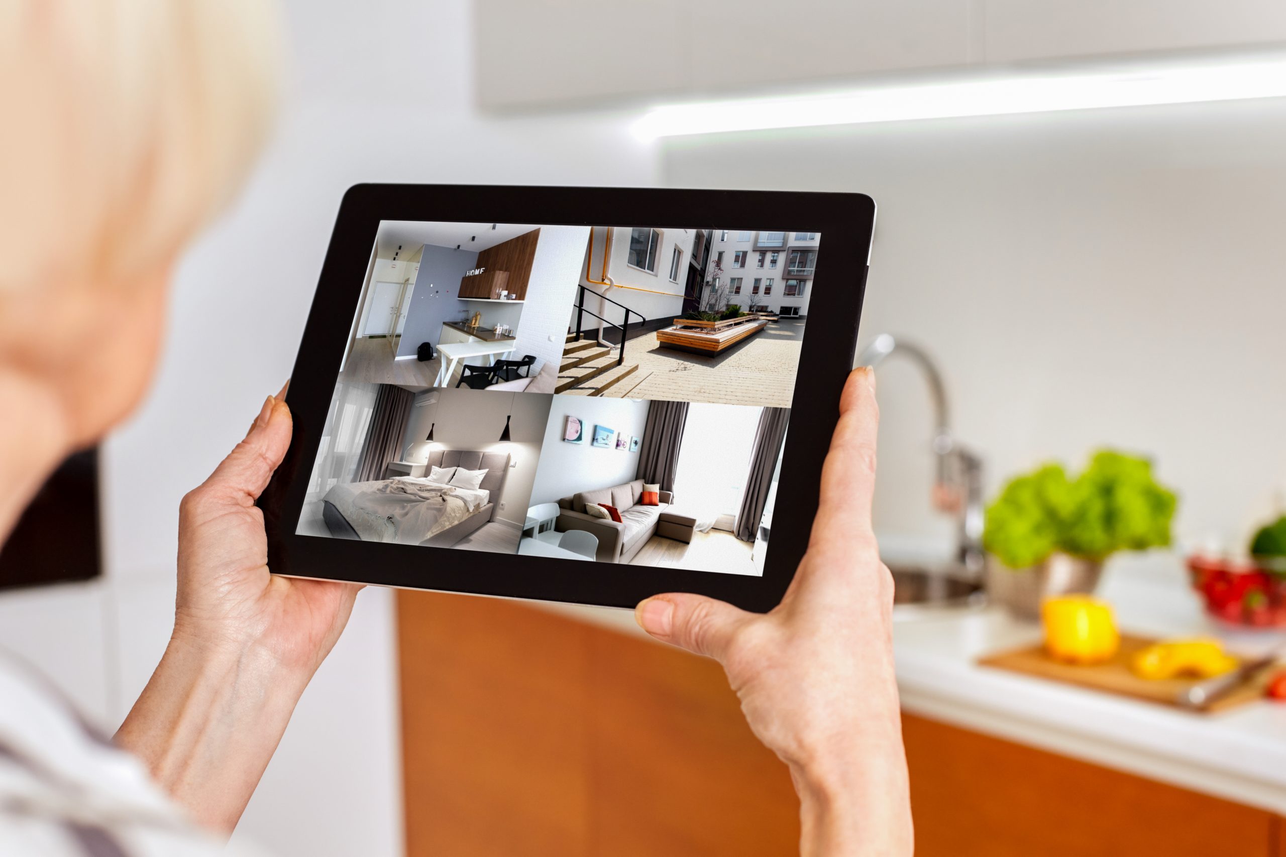 Aging Technology Aging in (a new) Place Technology • TechForAging